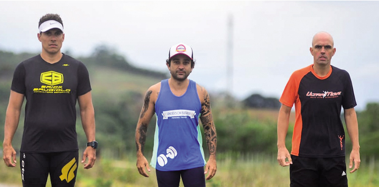 Amigos juiz-foranos fazem campanha de arrecadação de brinquedos de Natal 2 Esporte Arquivo Pessoal destacada