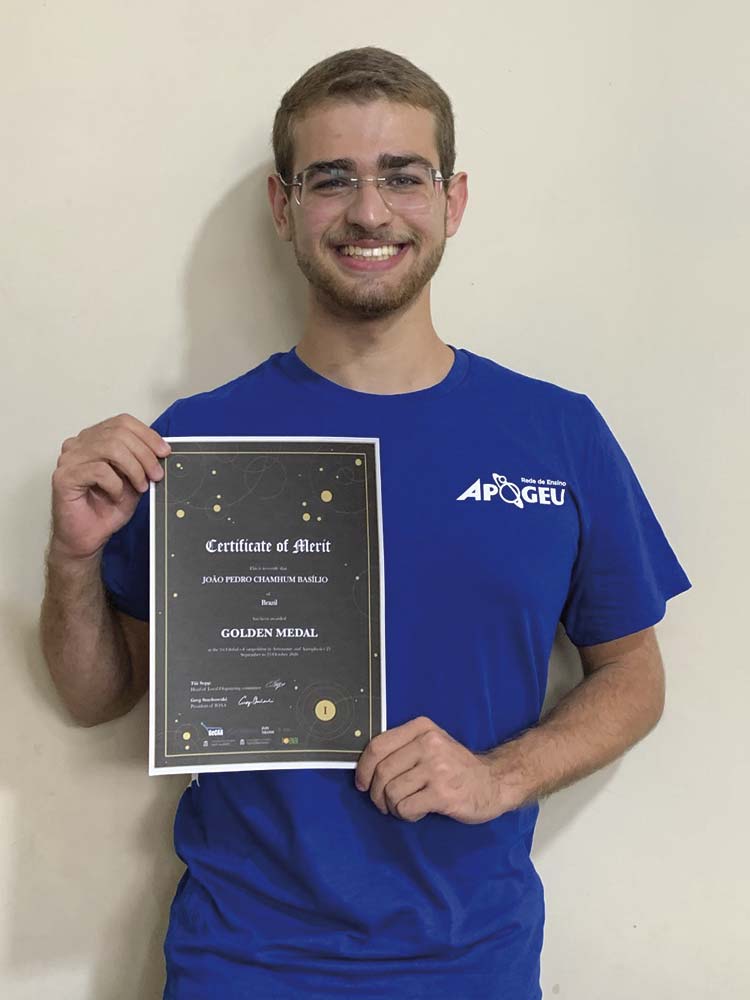 Estudante de JF conquista medalha de ouro em olimpíada internacional de Astrofísica e Astronomia 1 João Pedro medalha de ouro interna Arquivo Pessoal