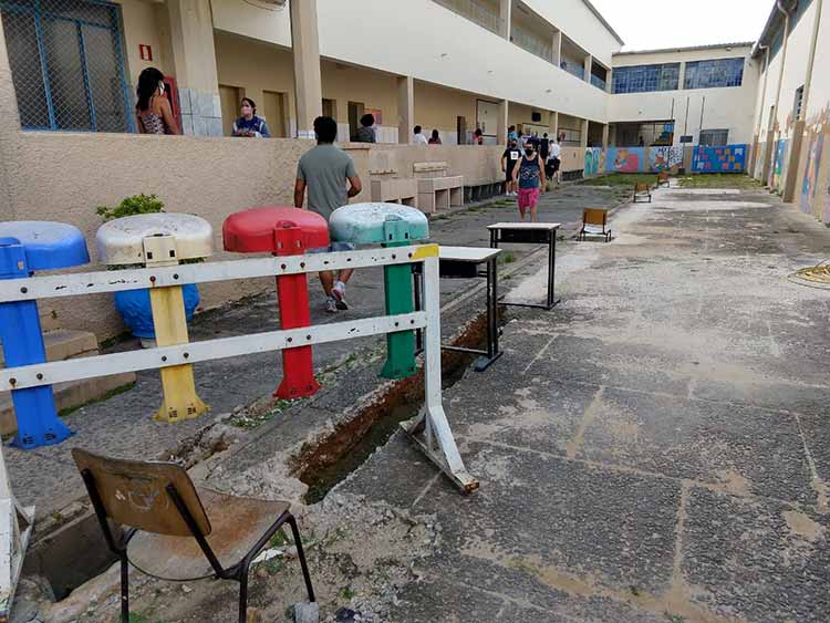 escola municipal tancredo neves by leticya bernardete 2