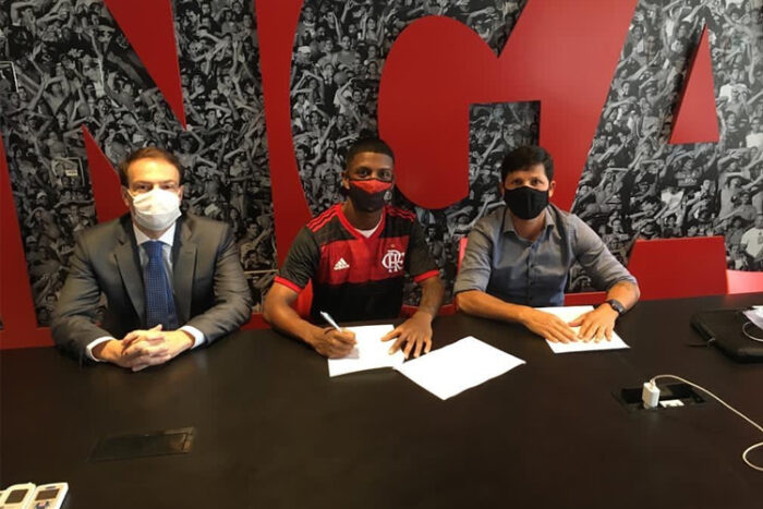 Conheça Max Alves, juiz-forano que assinou contrato profissional com o Flamengo 1 esporte1