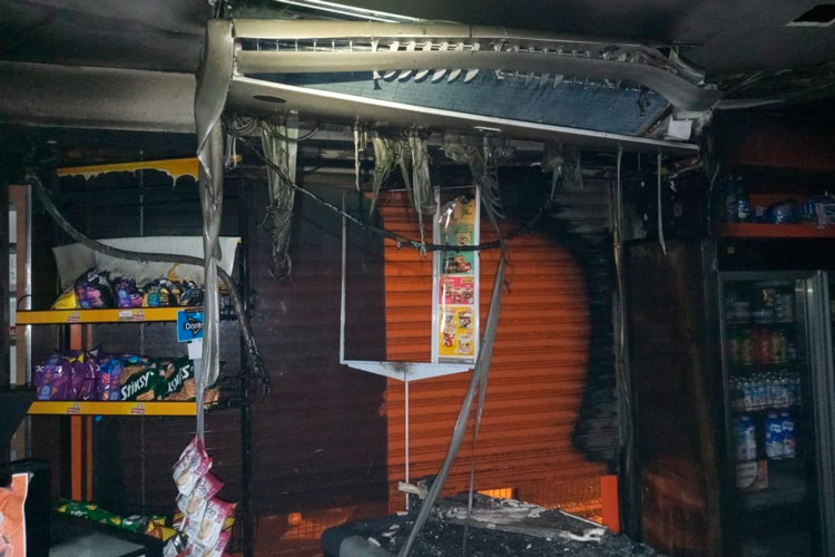 Fogo atinge padaria no Centro de Juiz de Fora 1 Princípio de incêndio atinge padaria na região central de Juiz de Fora