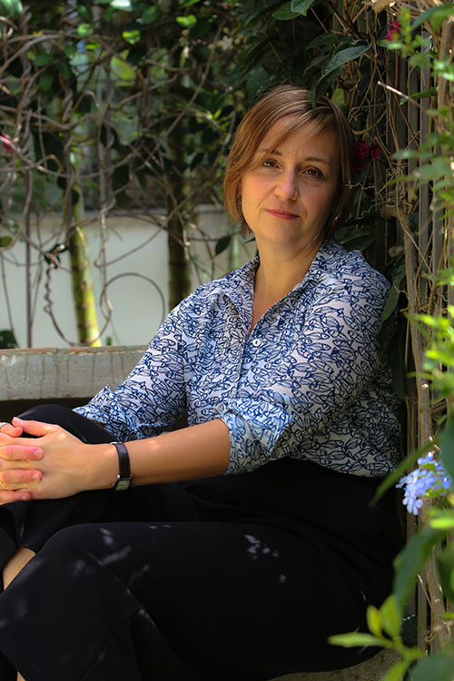 Poeta Prisca Agustoni reflete sobre drama da migração em novo livro 1 prisca01