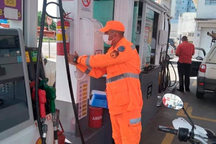 Bombeiros fazem vistoria em postos de combustíveis 1 bombeiros 1
