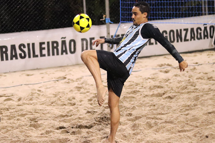 Brasileirão de Futevôlei chega aos jogos decisivos neste domingo 2 resende by ricardo mello