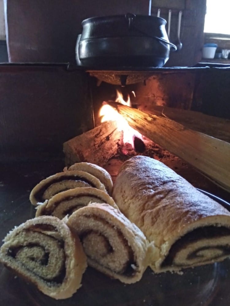 Ibitipoca se despede da criadora do pão de canela, Dona Maria 2 dona maria02