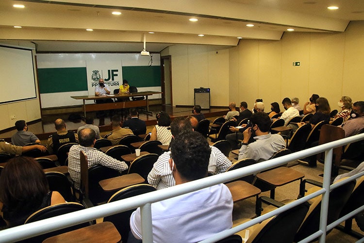 prefeitura de juiz de fora margarida coronavirus by fernando capa