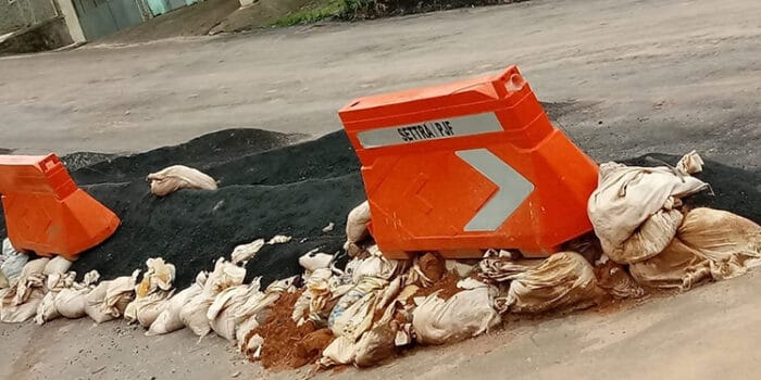 Alagamentos são potencializados por desvio em rua da Zona Norte 1 vu 1501