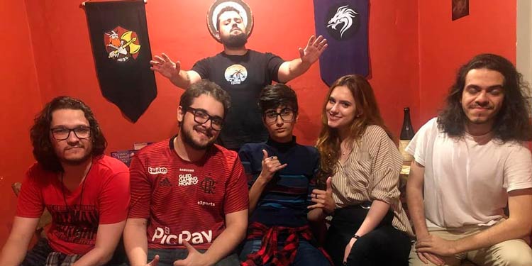 RPG Covil CAPA Mesas presenciais no bar Anão Gigante