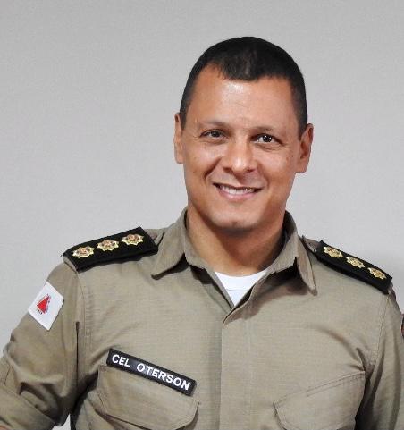 Carolina Biságio 3 Carreira de sucesso: Após 30 anos de destacada atuação na Polícia Militar, o coronel Oterson Luís Nocelli deixou o comando regional da PM em Pouso Alegre, no Sul de Minas. Em Juiz de Fora ele comandou o 27o BPM, com passagens também por Barbacena, Cataguases, Itajubá e São Lourenço.