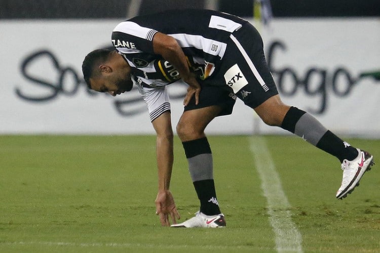 botafogo-a-palo-seco-by-vítor-silva-divulgação
