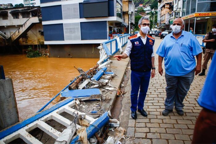 Chuvas deixam uma morte e mais de 1.700 pessoas desalojadas na Zona da Mata 4 chuva zema em carangola by pedro gontijo imprensa mg