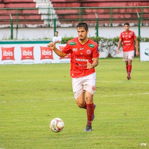 Após destaque pelo Baeta, juiz-forano Bruninho fecha com o Cuiabá 3 esporte03