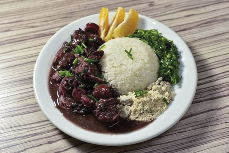 Feijoada por delivery em JF? Conheça o Restaurante da Cris 1 feijoada por delivery em JF