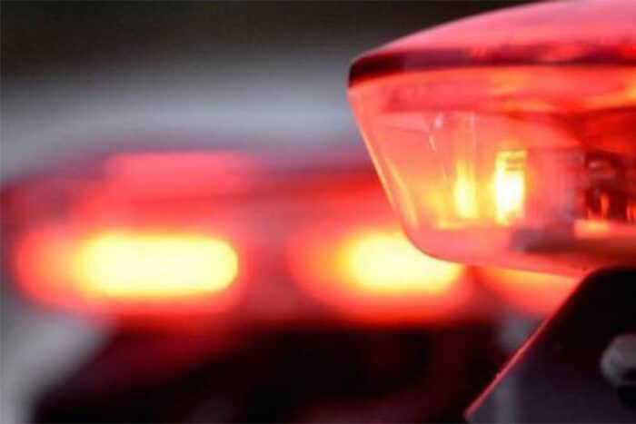 Grupo encapuzado invade casa, agride homem e ameaça família em Senador Cortes
