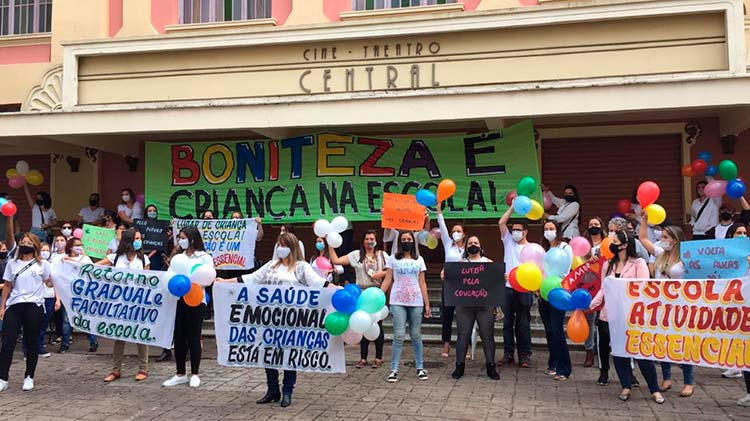 Movimento Escolas Abertas faz ato pelo retorno das aulas presenciais 1 movimento escolas abertas by fernando priamo interna