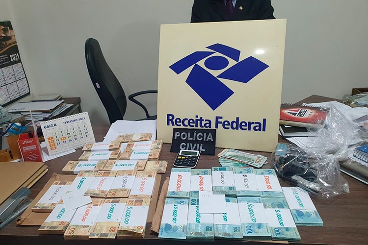 Receita desmantela esquema bilionário de sonegação no setor do café 1 Apreensão dinheiro