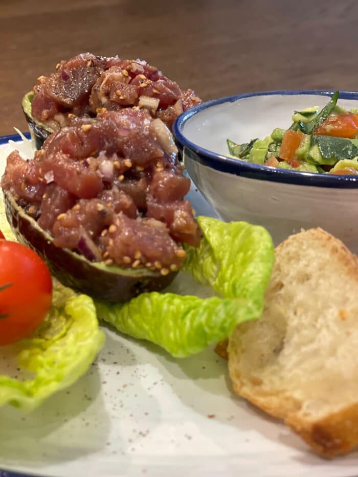 Helena Furtado ensina o rápido, delicioso e criativo tartare de atum 1 tartare