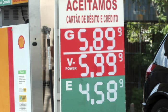 preco da gasolina economia by fernando priamo