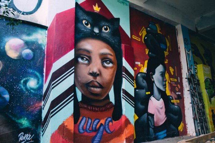 Pelas frestas, grafite vive a realidade da arte sob encomenda 4 grafite
