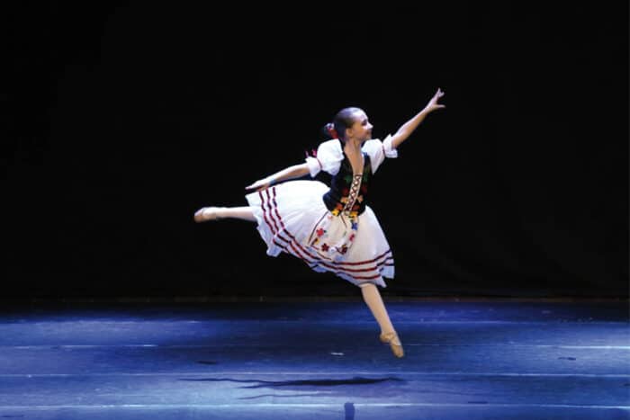Juiz-forana de 10 anos é aprovada para a escola do Bolshoi 1 marina ballet
