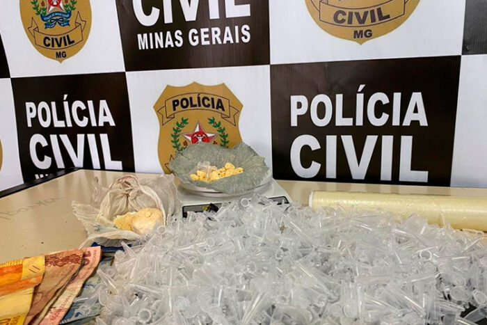Mulher suspeita de tráfico de drogas é presa em Juiz de Fora 1 pc drogas