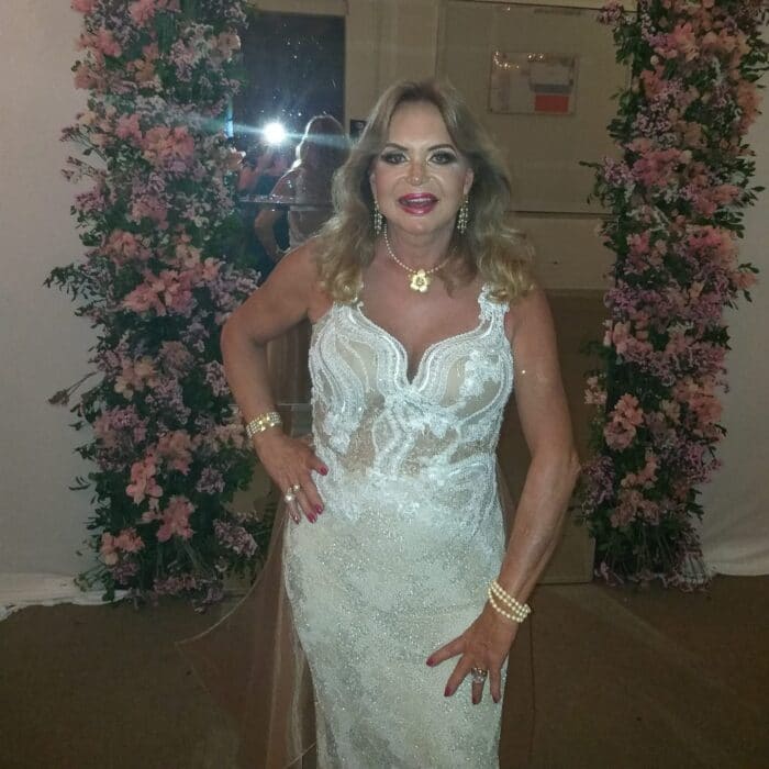 A aniversariante Mariana Ferreira 2 Baby Mancini, aniversariante de hoje, que foi definida por Léo Peixoto como a eterna Miss Brasil Gay