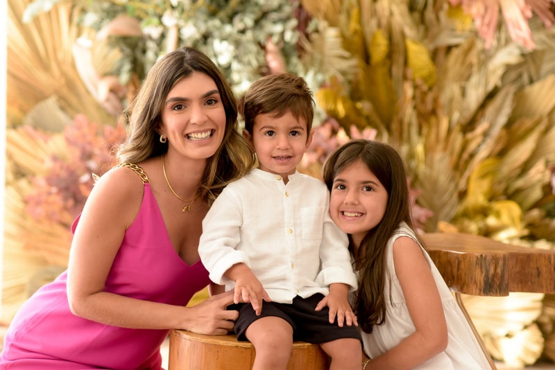 - Daniela Ribeiro e os filhos Rafael e Valentina-001 - Daniela Ribeiro e os filhos Rafael e Valentina-001