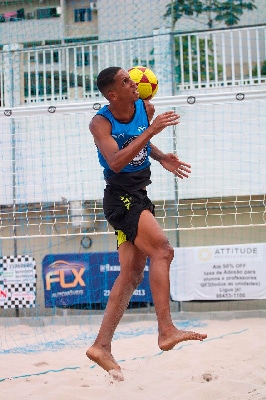 Atletas Aulus e Inácio disputam o TAFC, principal torneio de futevôlei do Brasil 1 Inacio futevolei arquivo pessoal