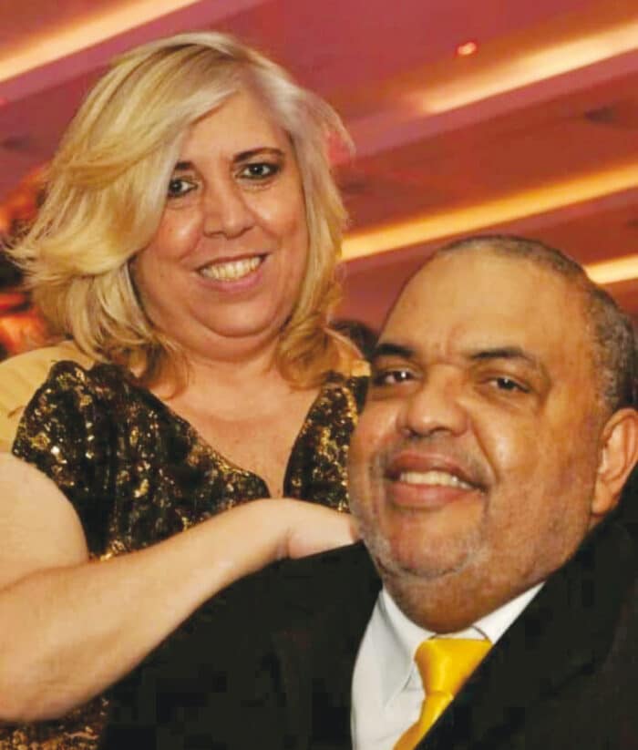 Júlia Baltar, antes da pandemia 2 Eveline Toledo e José Eduardo Modesto, que entra para o "time dos sessentões" neste sábado