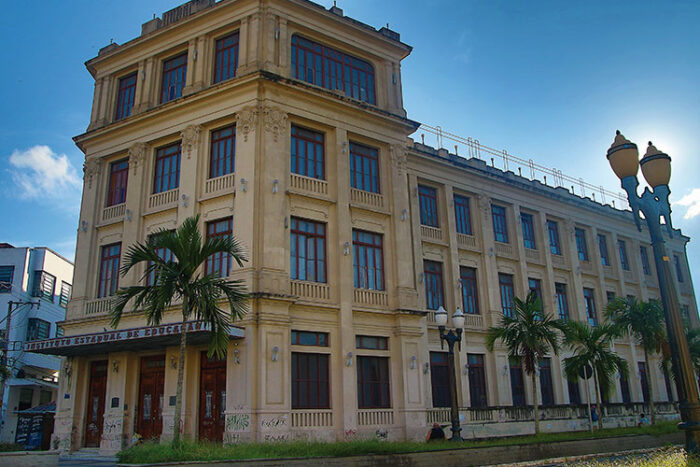 Professores estaduais seguem mobilizados contra municipalização de anos iniciais 1 escola normal fernando priamo