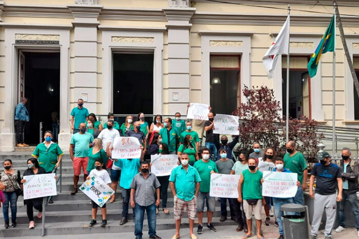 Associação dos feirantes protesta no Parque Halfeld 1 manifestacao feirantes