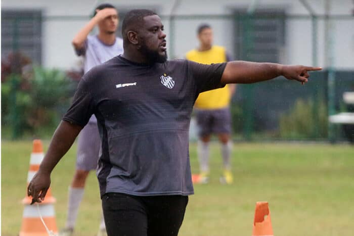 Tupi oficializa Flávio Tinoco como treinador e anuncia comissão técnica 2 tupynambas wesley assis foto felipe couri arquivo tm