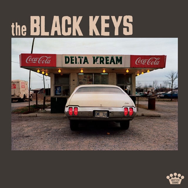 A estreia de Sedibus + Genesis Owusu, The Black Keys e Moby 7 coluna the black keys