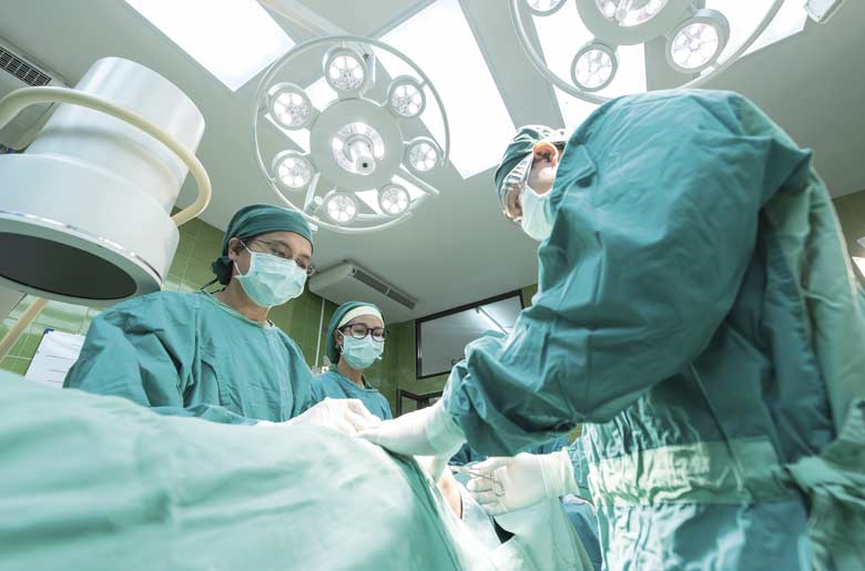 máscara-cirúrgica-by-pixabay