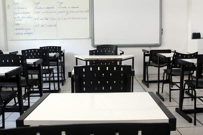 JF não trabalha com data de retorno para aulas presenciais 1 sala de aula fernando priamo