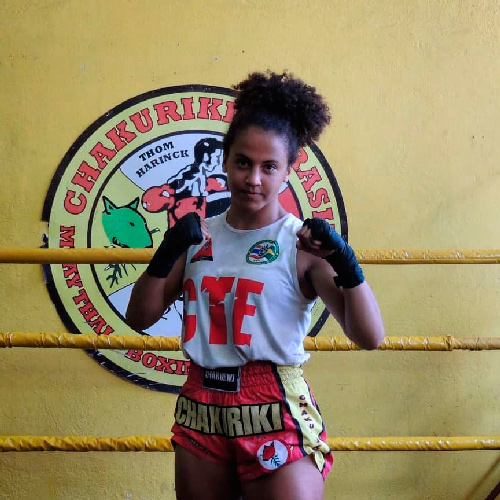 Atleta de kickboxing promove rifa para poder integrar inédito camping da seleção 1 Barbara Rocha Leoa Kickboxing foto arquivo pessoal