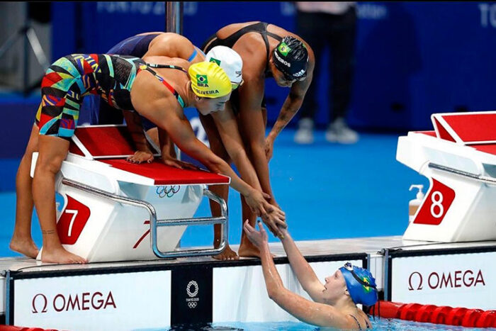 Larissa Oliveira estreia na Olimpíada com 12º lugar em revezamento pelo Brasil 1 Larissa Oliveira Toquio 2020 foto Instagram Reproducao