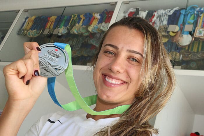 Larissa Oliveira é convocada para a Olimpíada de Tóquio nos 100m livre 1 Larissa Oliveira foto Leonardo Costa Arquivo TM