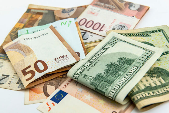 Por que operar com dólar, euro e demais moedas fortes 1 dolar euro