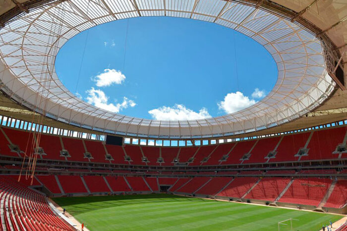 Flamengo consegue liberação para ter público em Brasília 1 mane garrincha estadio