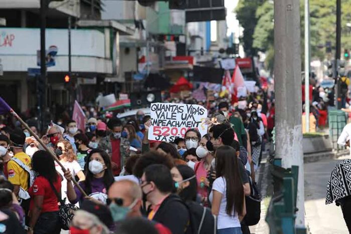 Juiz-foranos voltam às ruas para protestar contra Bolsonaro 1 manifestacao 2
