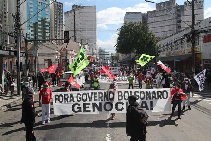 Juiz-foranos voltam às ruas para protestar contra Bolsonaro 3 manifestacao 4