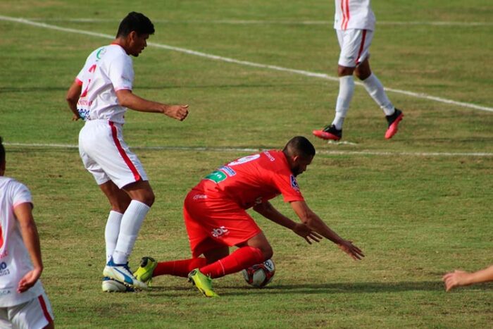 Com gol no fim, Tupynambás vence o União Luziense e dorme líder do Módulo II 1 Tupynambas x Uniao Luziense Marcos Paulo foto Guilherme Pannain Assessoria P2