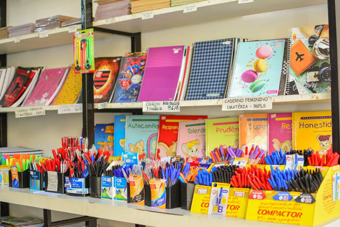 Lapiseira é o item com maior variação de preços em JF 1 material escolar by jessica pereira