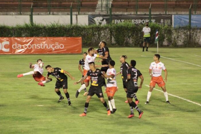 Baeta empata com o Nacional de Muriaé na estreia do quadrangular final do Módulo II 2 04 09 2021 Tupynambas x Nacional foto Guilherme Pannain Assessoria P2