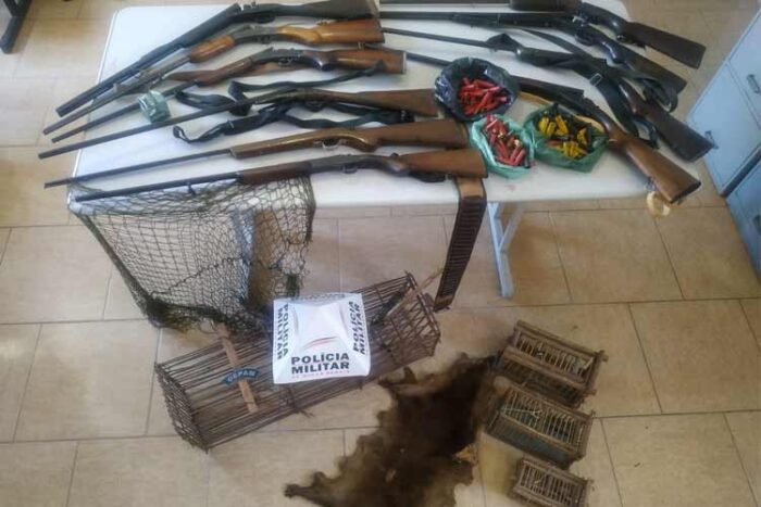 Trio é preso por posse de arma de fogo e material para caça em Lima Duarte 1 apreensao meio ambient e
