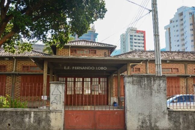 Escola Fernando Lobo é alvo de furtos durante o final de semana 1 aula escola fernando lobo by jessica e1631660319795