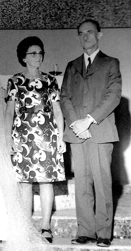Lindolfo Hill, um 'elemento comunista', ganha biografia 2 lindolfo-hill-esposa-casamento-filha-1972-by-arquivo-pessoal
