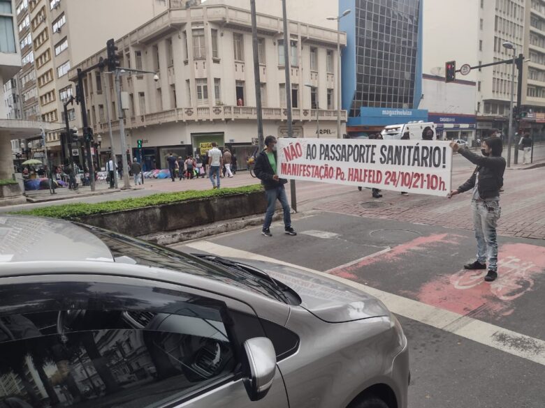 Movimentos fazem manifestações contra o passaporte vacinal em JF 1 2ato passaporte sanitario no parque halfeld by marilene raquel e1634917894935