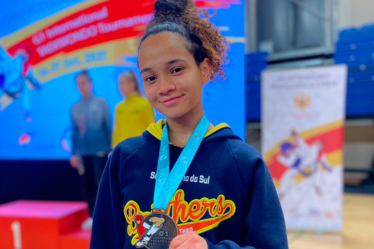 Após um mês na Europa, juiz-forana traz duas medalhas no taekwondo 3 Dany Vitoria arquivo pessoal3
